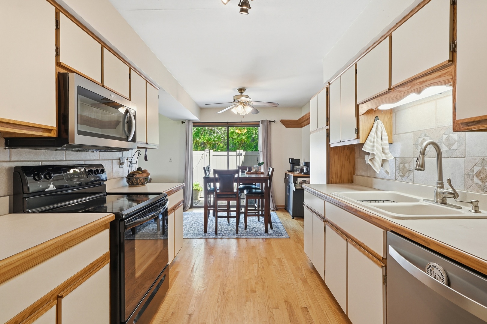 1014 Schoolgate Road, Unit 1014 New Lenox, IL 60451 - Photo 7 of 17