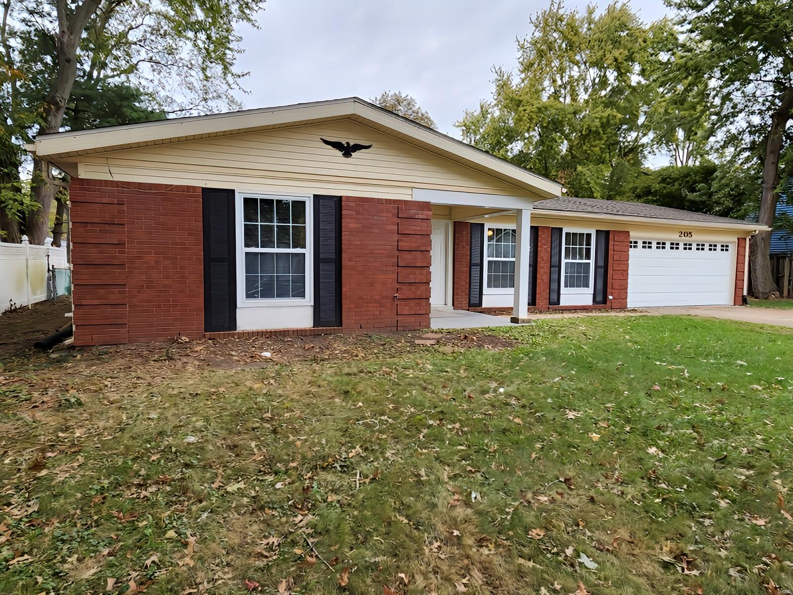 205 Bunker Hill Road Belleville, IL 62221 - Photo 1 of 28 Gallery Image 1
