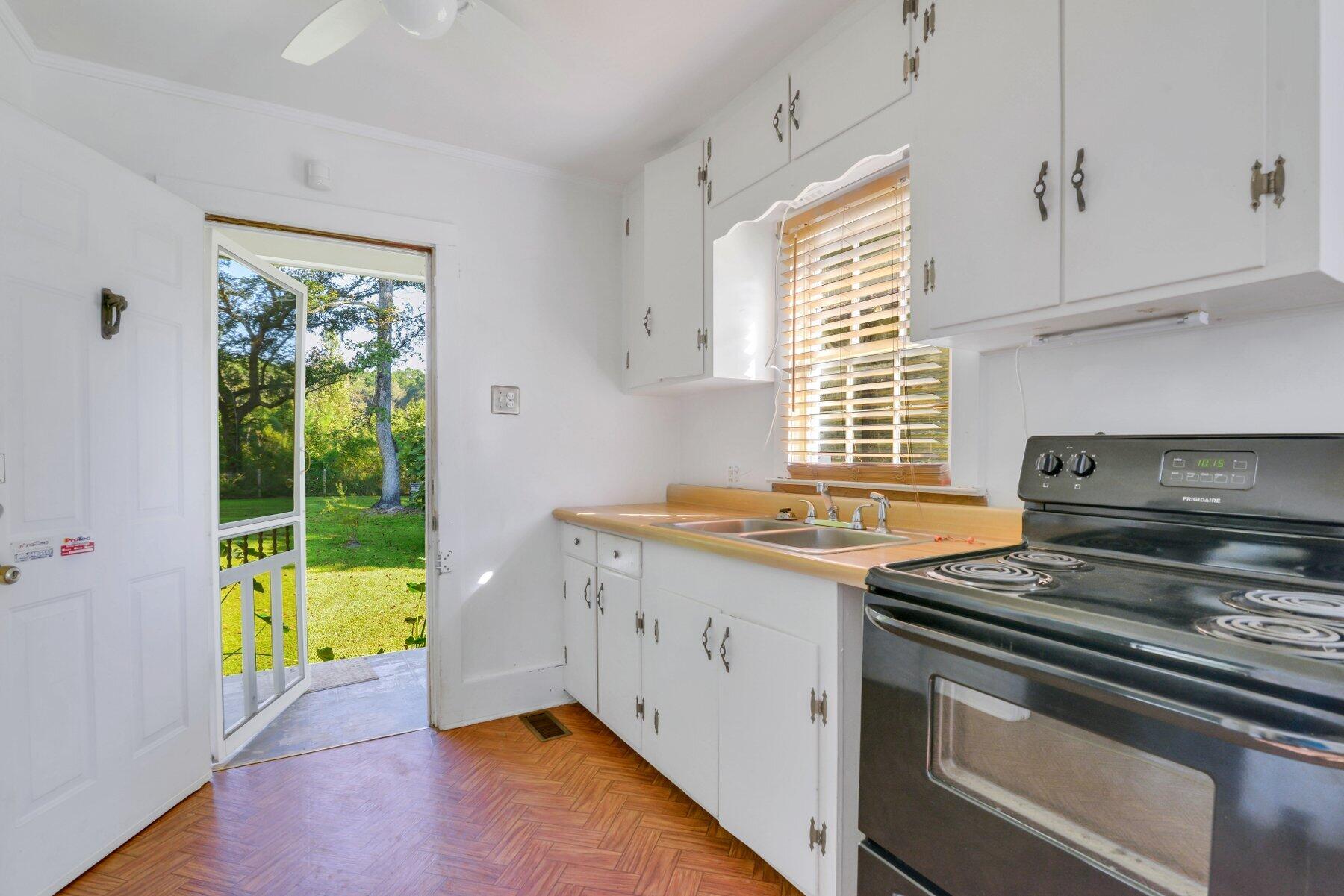 111 County Rd S-18-182 Ridgeville, SC 29472 - Photo 19 of 27 _DSC2477.jpg-SMALL