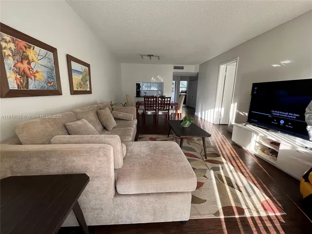 $2,350 | 1258 South Military Trail, Unit 815, Deerfield Beach, FL 33442