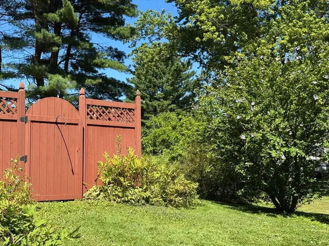 $330,000 | 607 Crane Avenue, Pittsfield, MA 01201