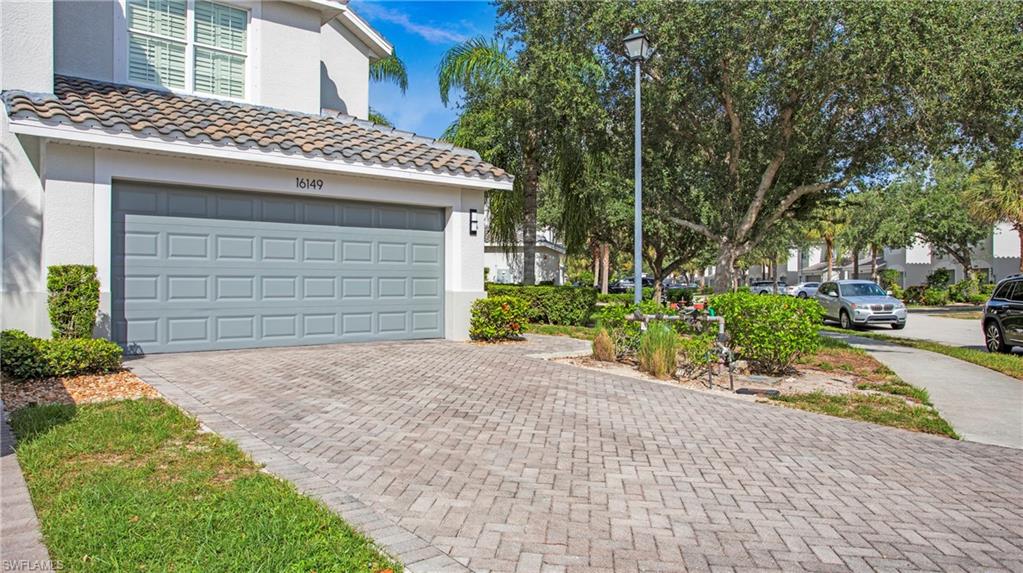 16149 Ravina Way, Unit 29 Naples, FL 34110 - Photo 6 of 39 Gallery Image 6