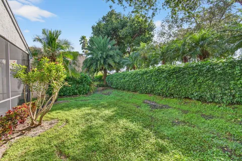 $495,000 | 7102 Prado Lake Drive, Delray Beach, FL 33446