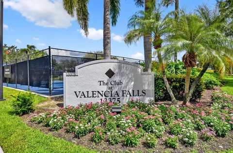 $495,000 | 7102 Prado Lake Drive, Delray Beach, FL 33446