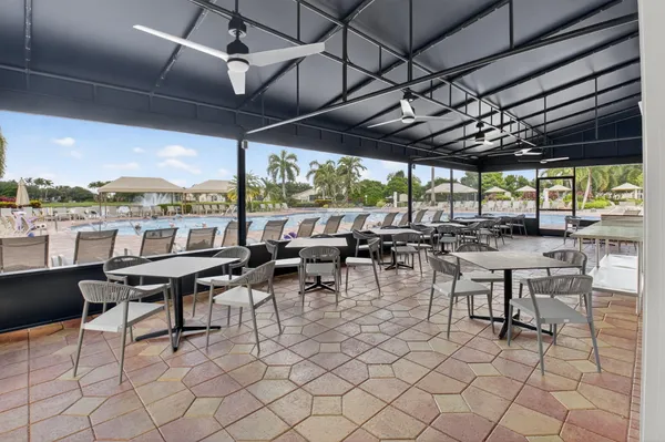 $442,500 | 7102 Prado Lake Drive, Delray Beach, FL 33446