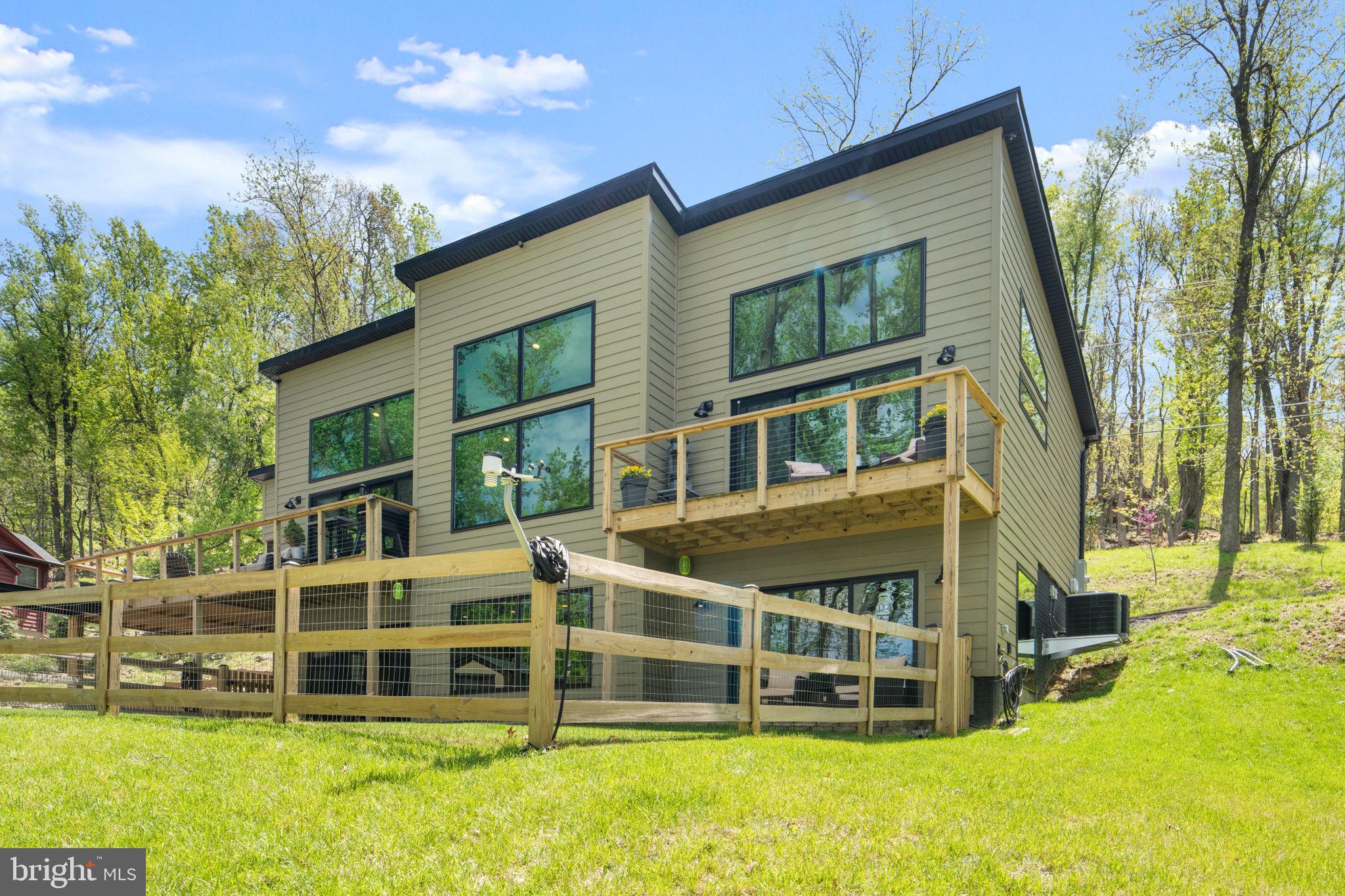 753 Club House Road Front Royal, VA 22630 - Photo 7 of 98 Two Year Young Custom Built Home