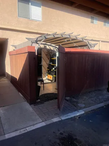 a view of a pathway of a house