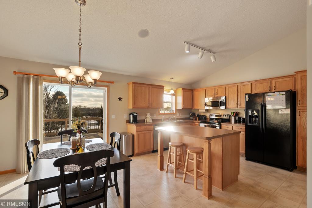 5141 Sundance Run Mayer, MN 55360 - Photo 4 of 22 Gallery Image 4