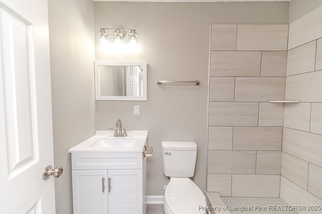 488 Hall Road Erwin, NC 28339 - Photo 16 of 39