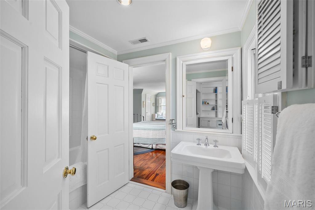 201 Warson Road St. Louis, MO 63124 - Photo 54 of 85