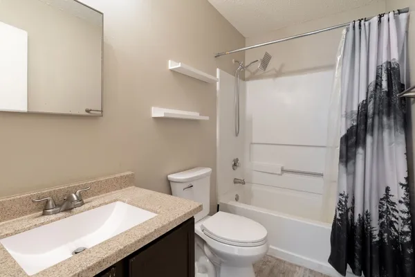 $2,100 | 12158 Stoney Summit, San Antonio, TX 78247