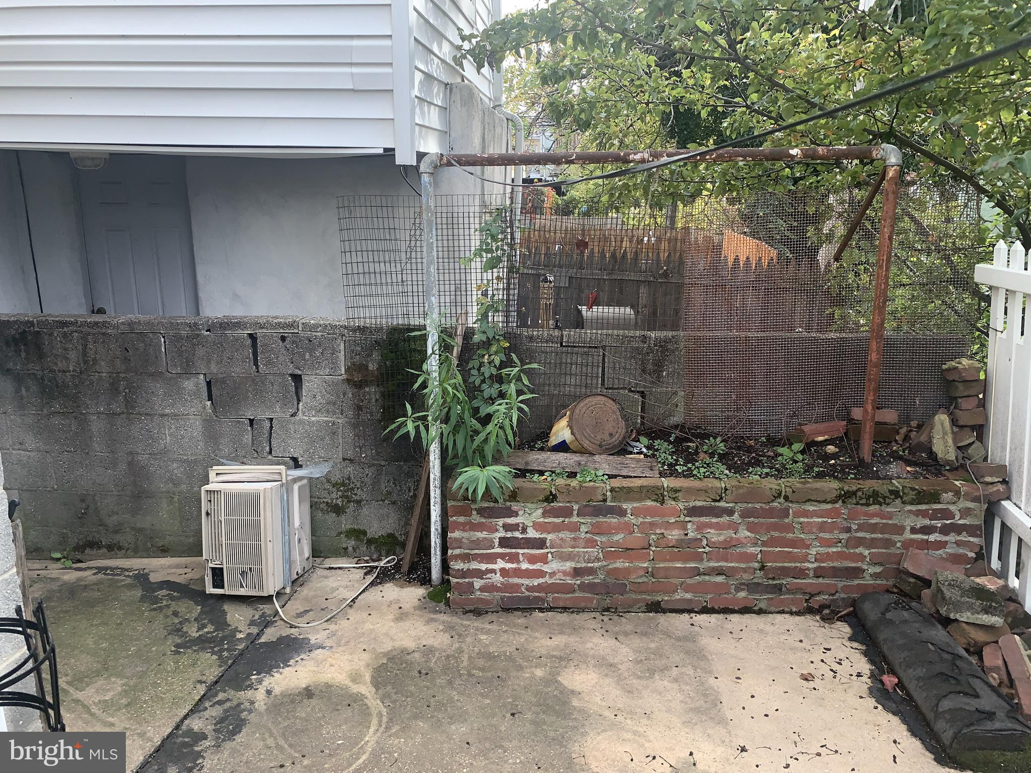 116 South Durham Street Baltimore, MD 21231 - Photo 35 of 56 Patio