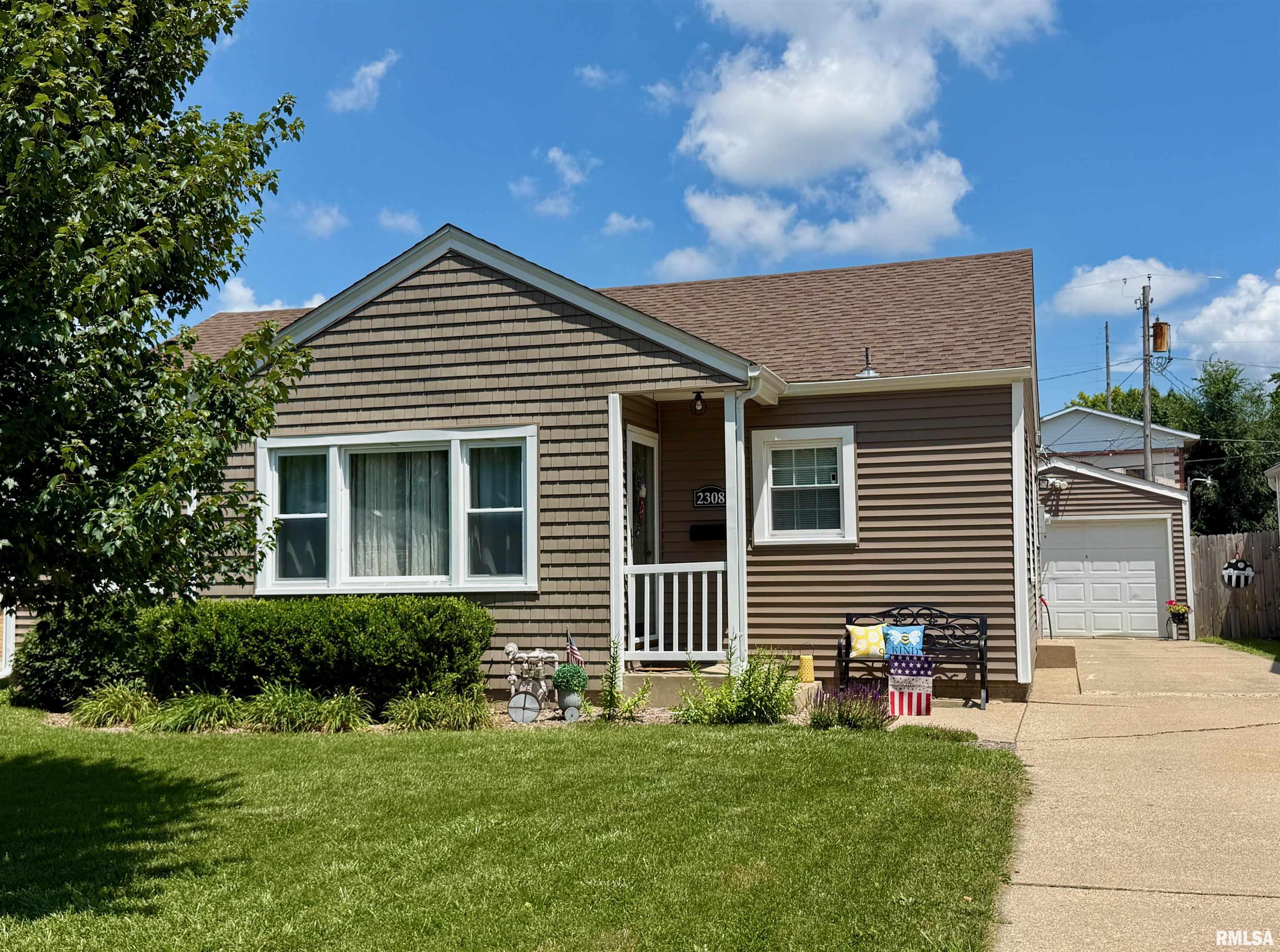 2308 South Spring Street Springfield, IL 62704 - Photo 1 of 1