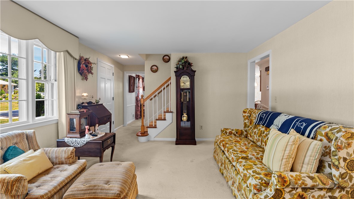 32 Short Road North Kingstown, RI 02852 - Photo 10 of 42 Gallery Image 10