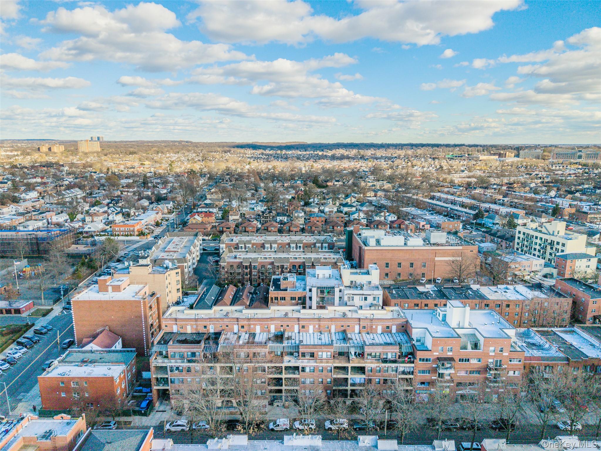 71-19 162nd Street, Unit 3D Queens, NY 11365 - Photo 14 of 14 View of urban area