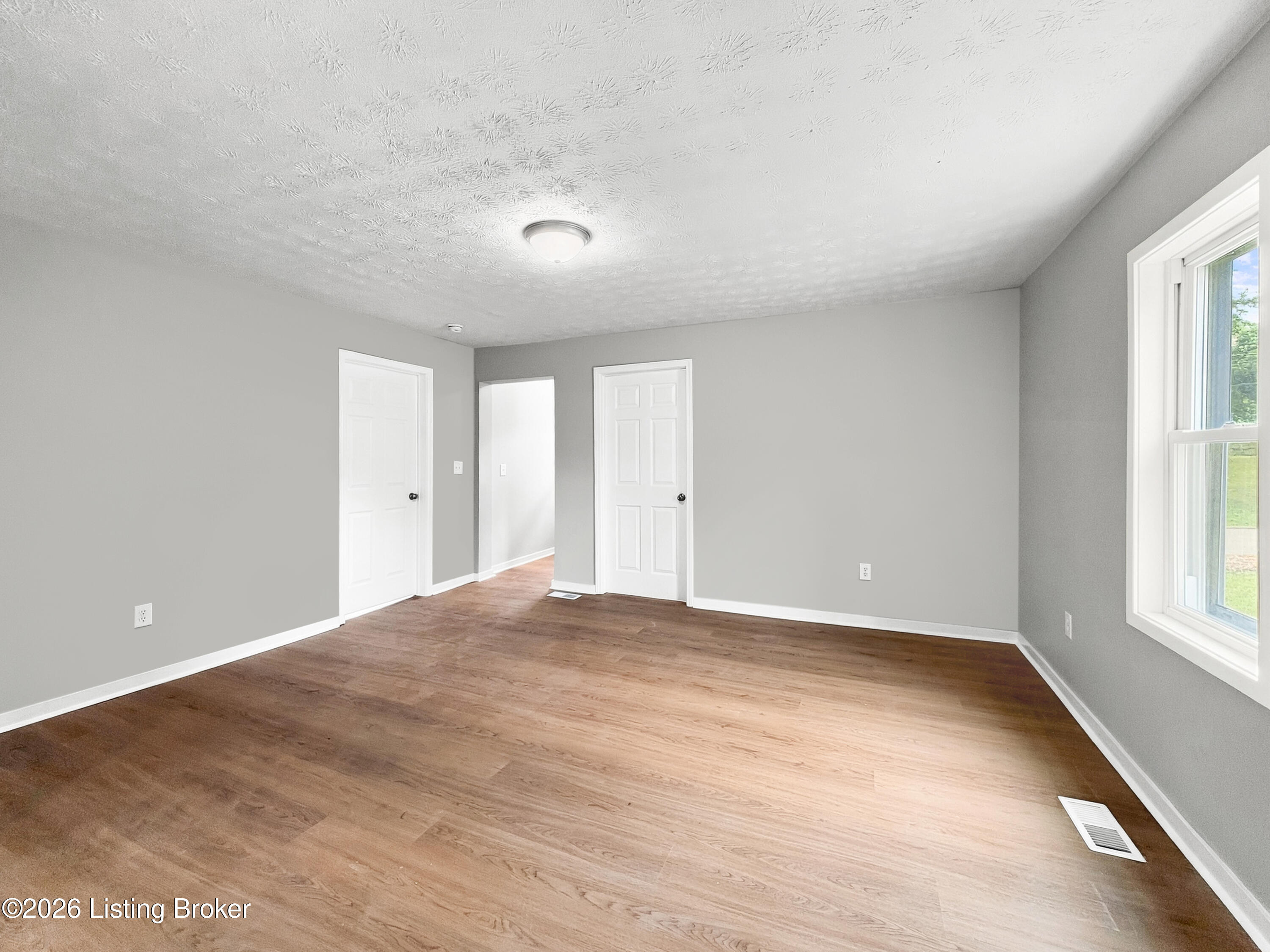411 Blackjack Road Radcliff, KY 40160 - Photo 6 of 54 017