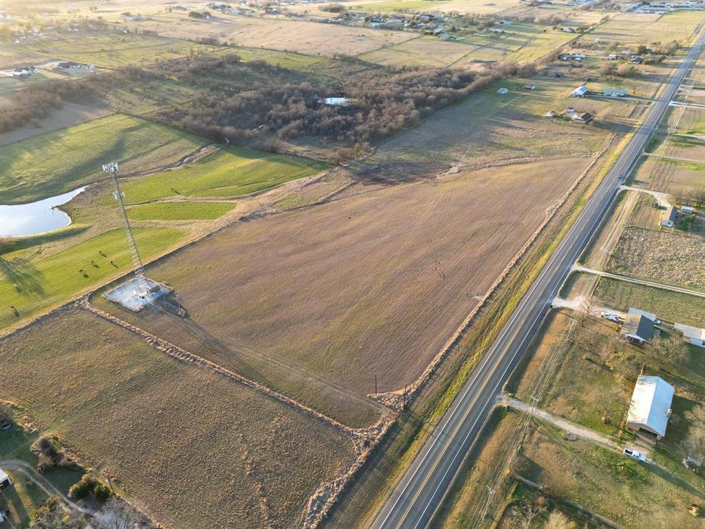 5950 Old Lorena Road Lorena, TX 76655 - Photo 14 of 37 a view of a ocean view