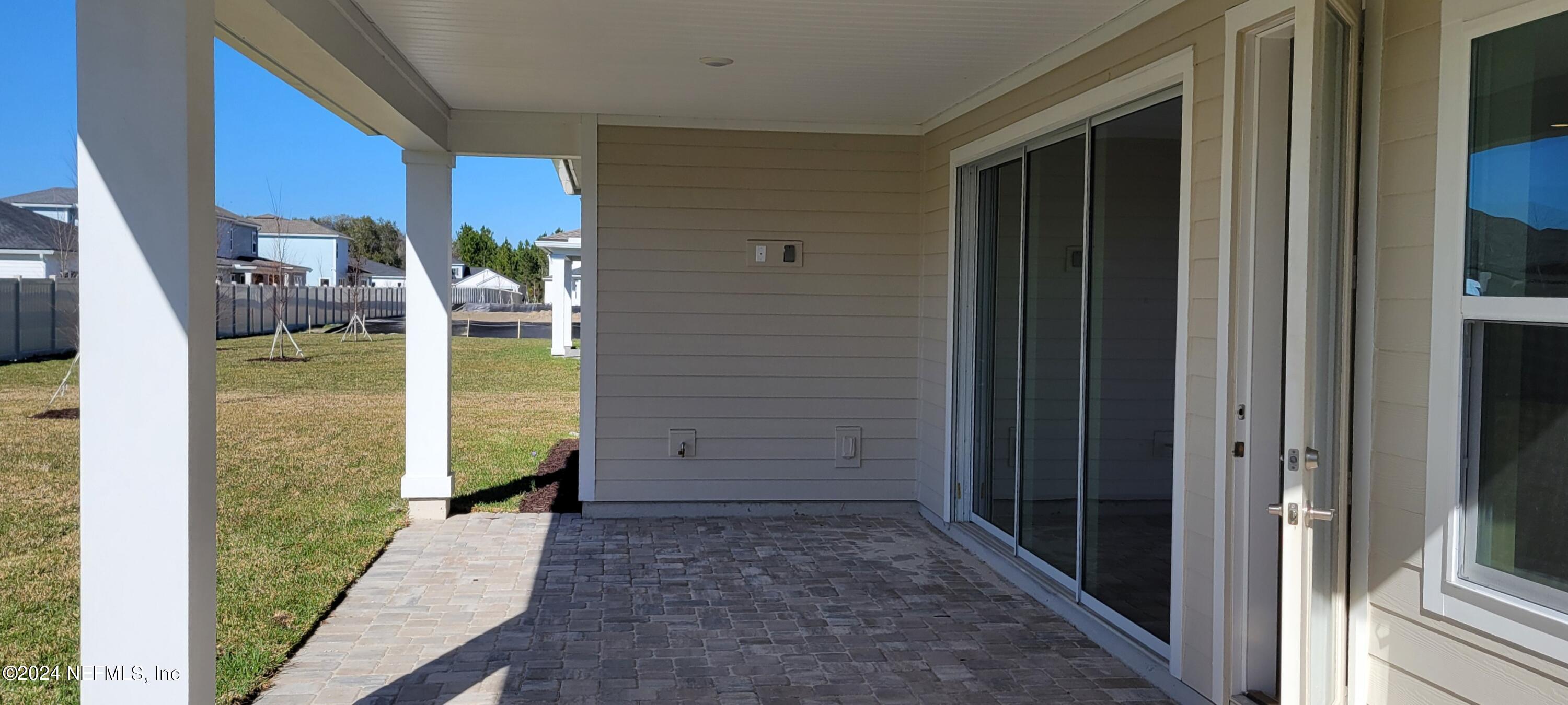Rear Lanai