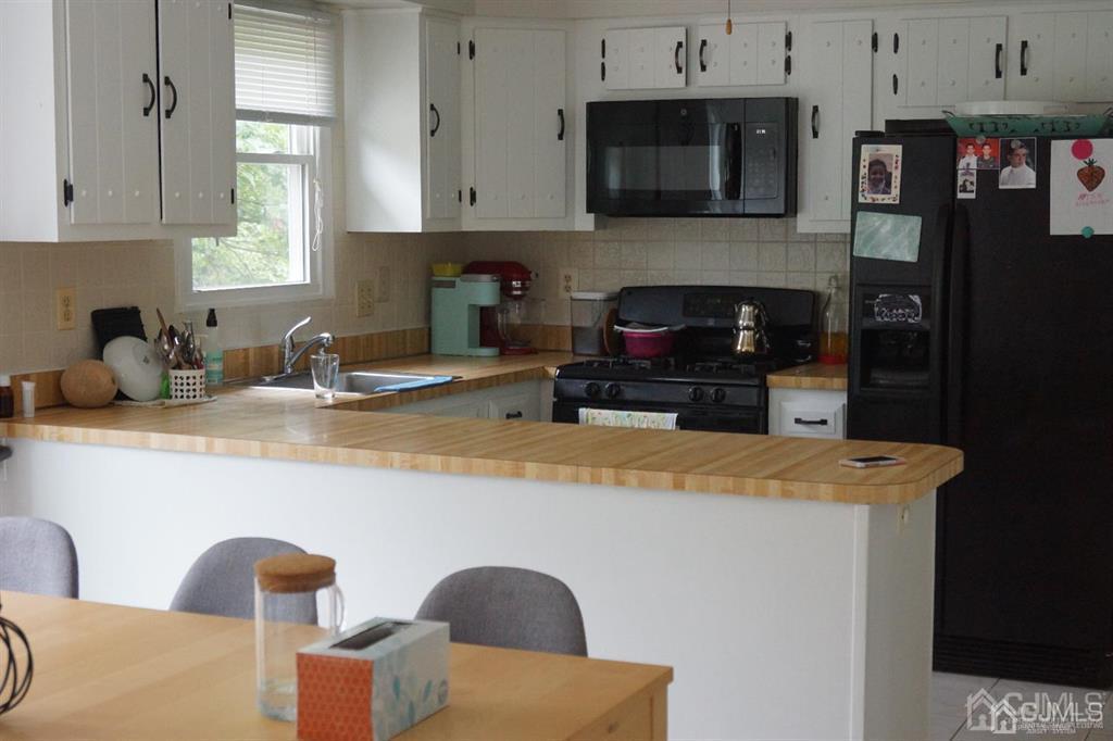 70 Parker Road South Plainsboro, NJ 08536 - Photo 15 of 26