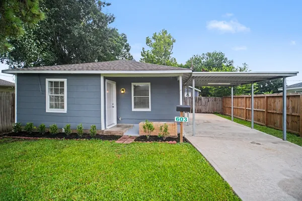 $1,500 | 603 Alvin Street, Pasadena, TX 77506