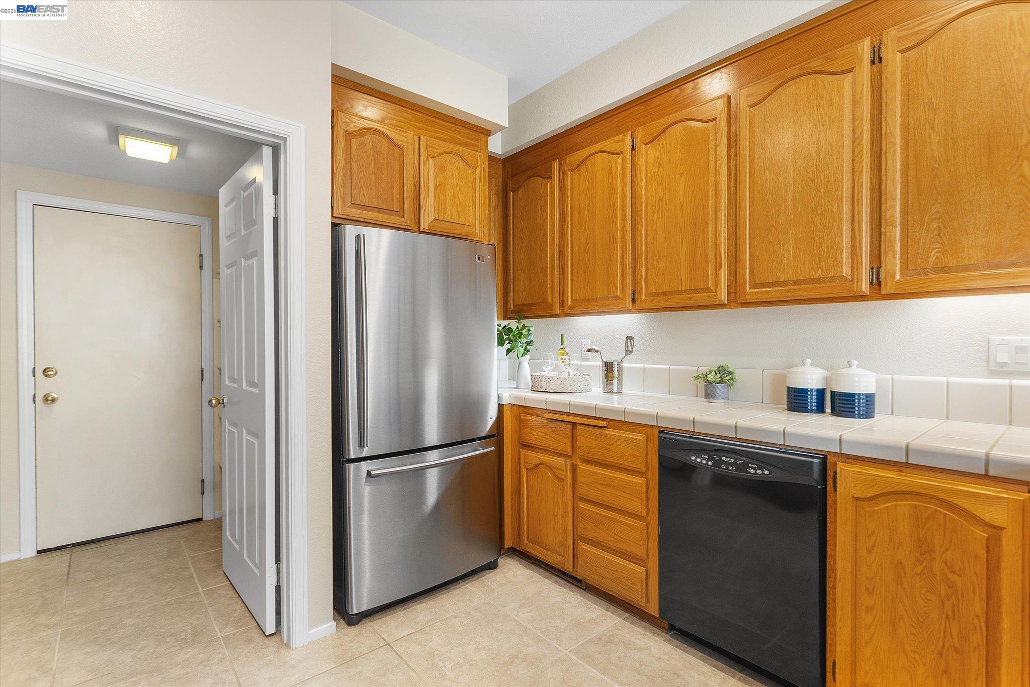 1273 Shell Circle Clayton, CA 94517 - Photo 18 of 60