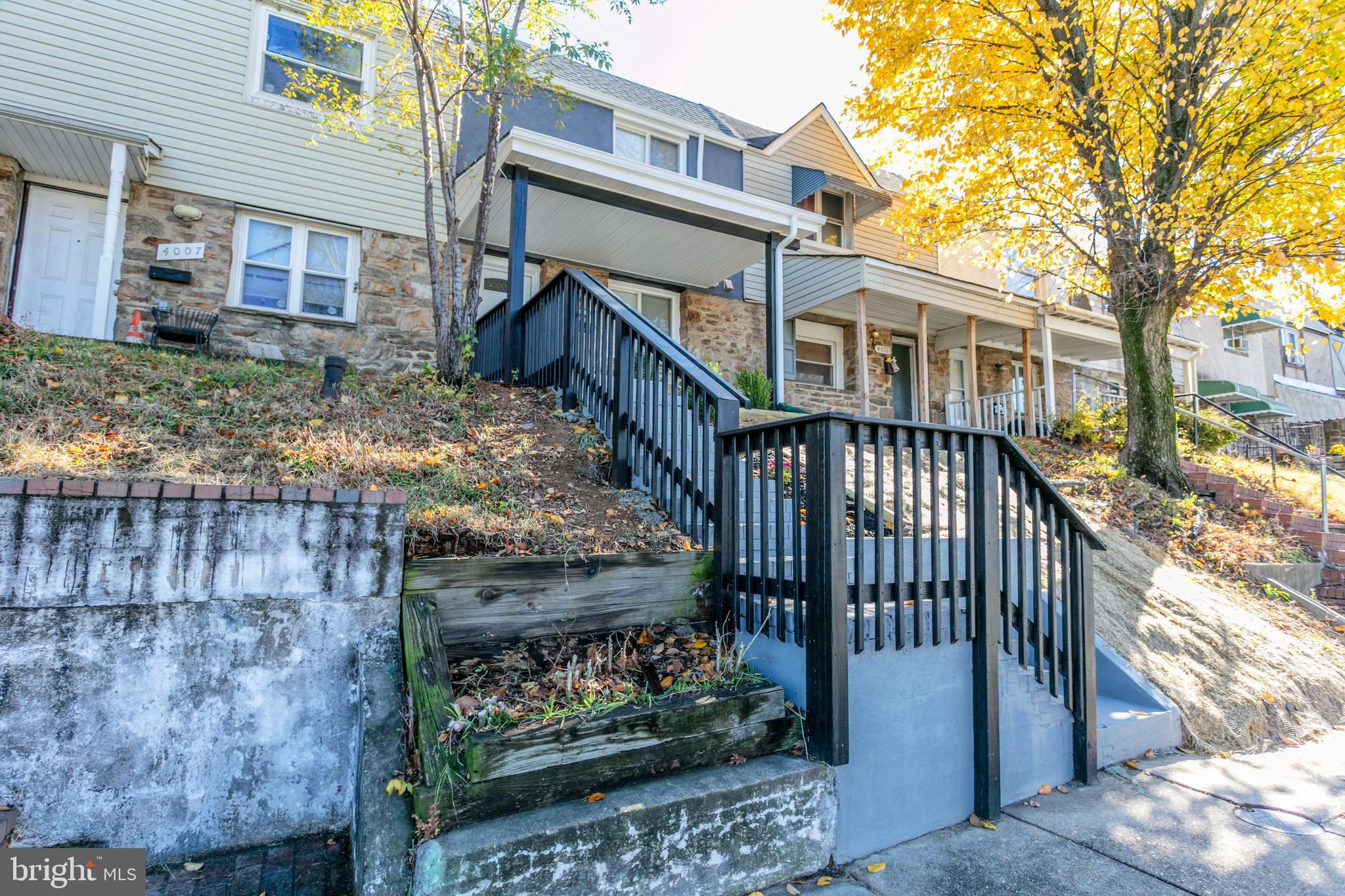 4009 8th Street Baltimore, MD 21225 - Photo 4 of 35