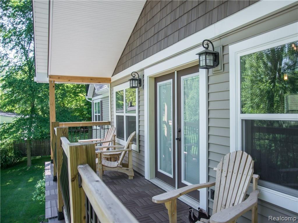 99 Childress Avenue Rochester, MI 48307 - Photo 24 of 43 028 Balcony.jpg