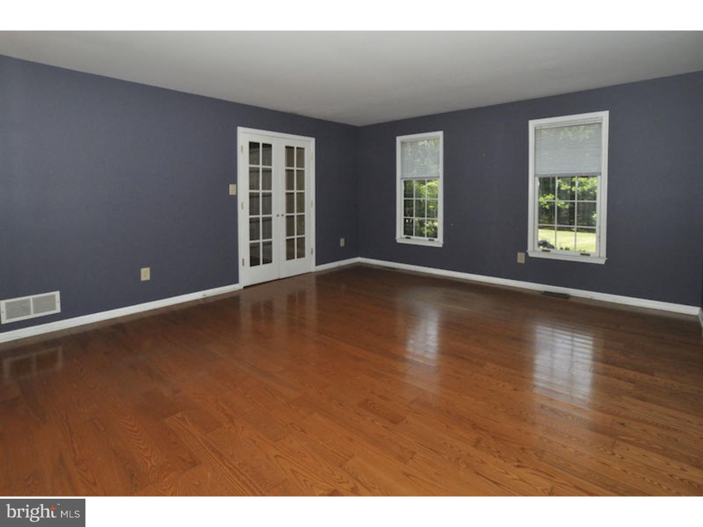 6064 Carversville Road Doylestown, PA 18902 - Photo 9 of 25 Living Room