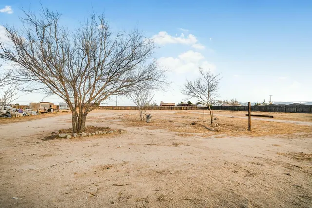 $329,990 | 47242 92nd Street West, Lancaster, CA 93536