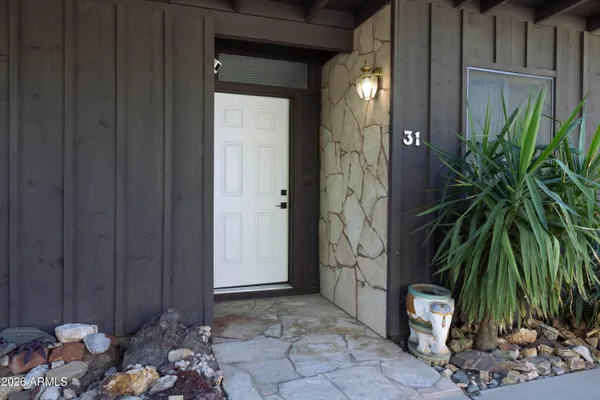 $340,000 | 1450 East Bethany Home Road, Unit 31, Phoenix, AZ 85014