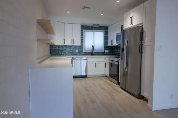 $340,000 | 1450 East Bethany Home Road, Unit 31, Phoenix, AZ 85014