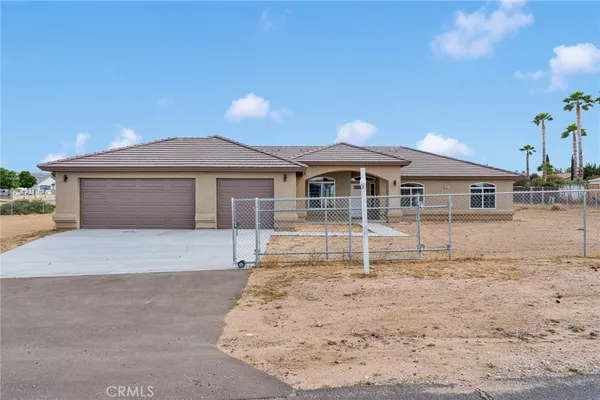 $3,000 | 17995 Seaforth Street, Hesperia, CA 92345