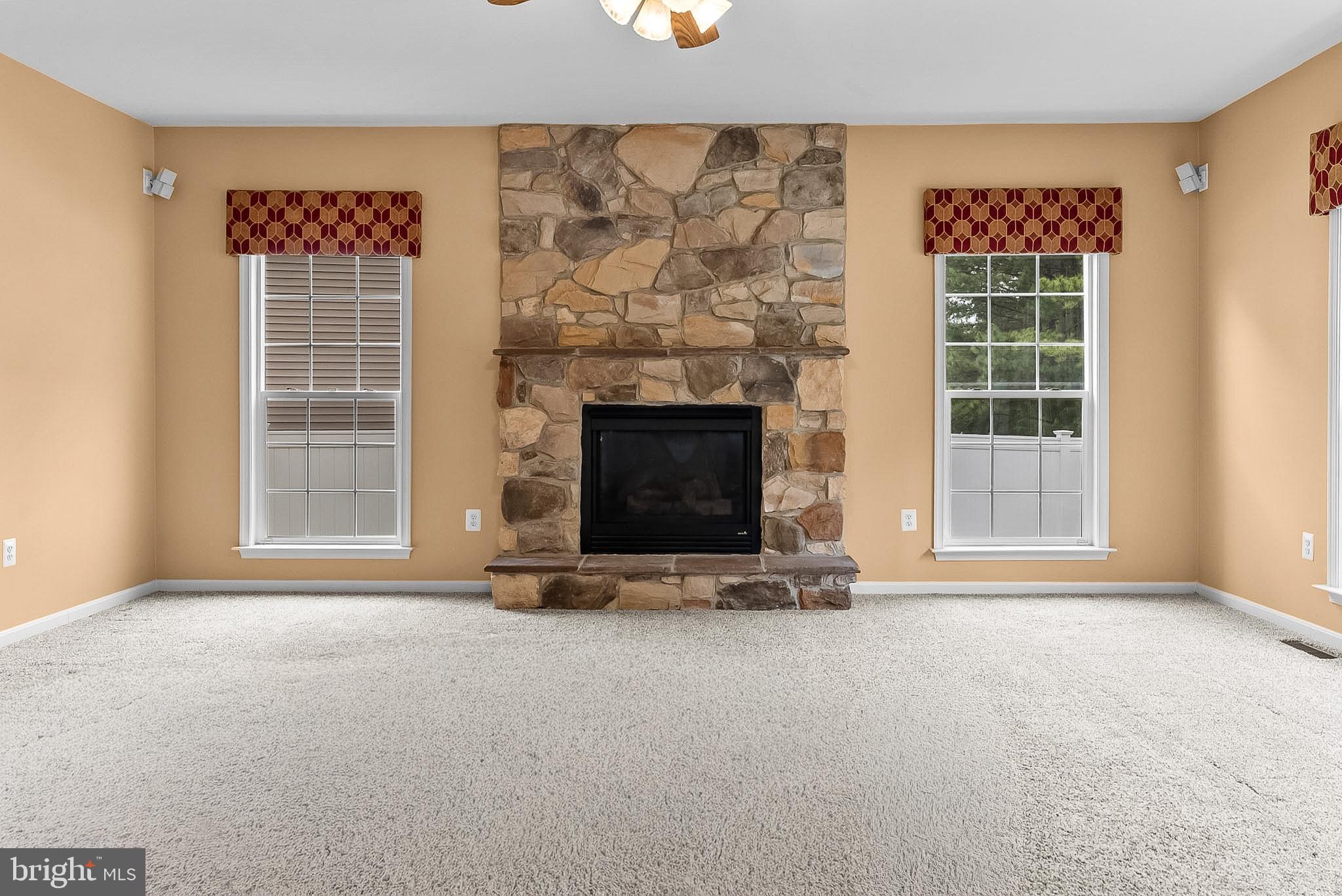53 Hamstead Road Fredericksburg, VA 22405 - Photo 4 of 52 Family Room