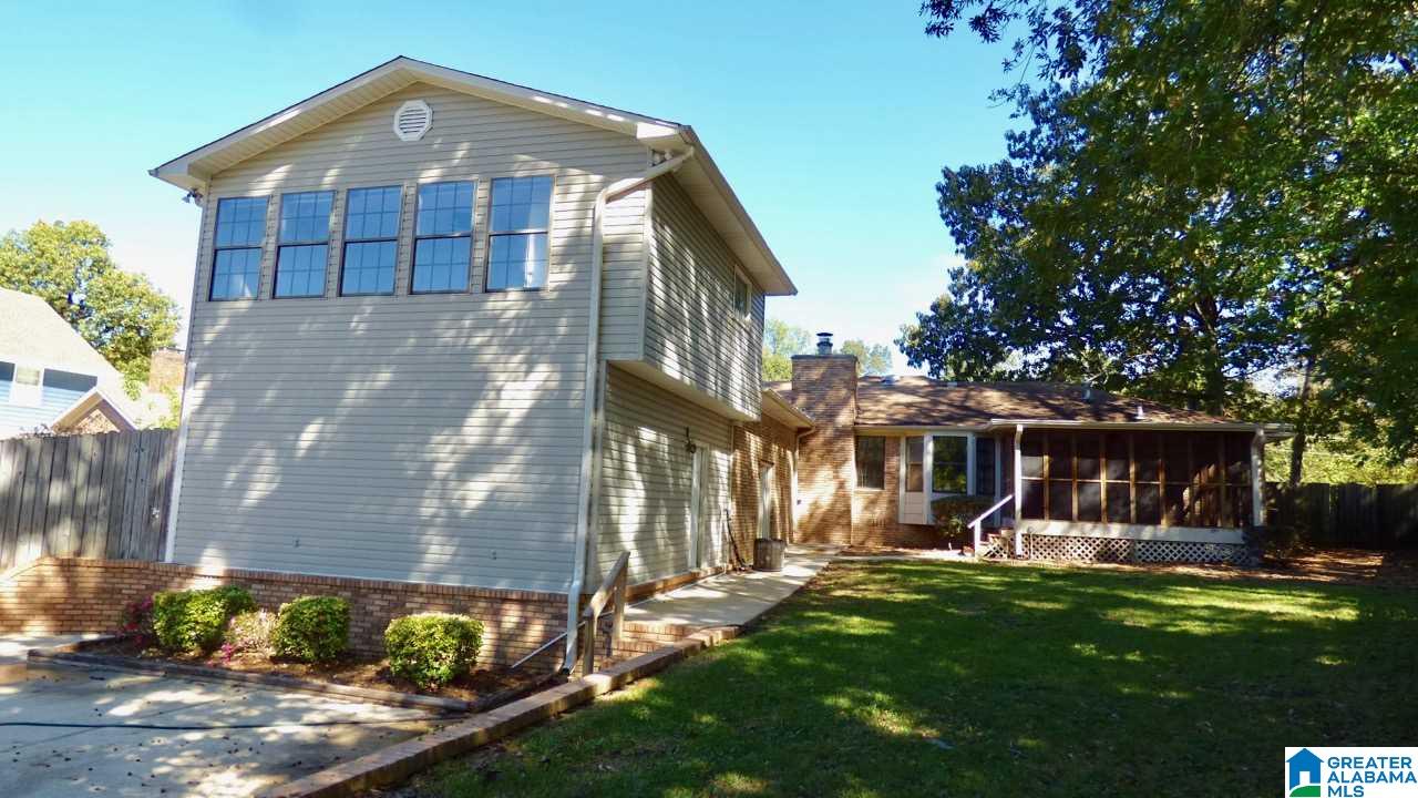 702 13th Avenue Pleasant Grove, AL 35127 - Photo 3 of 23