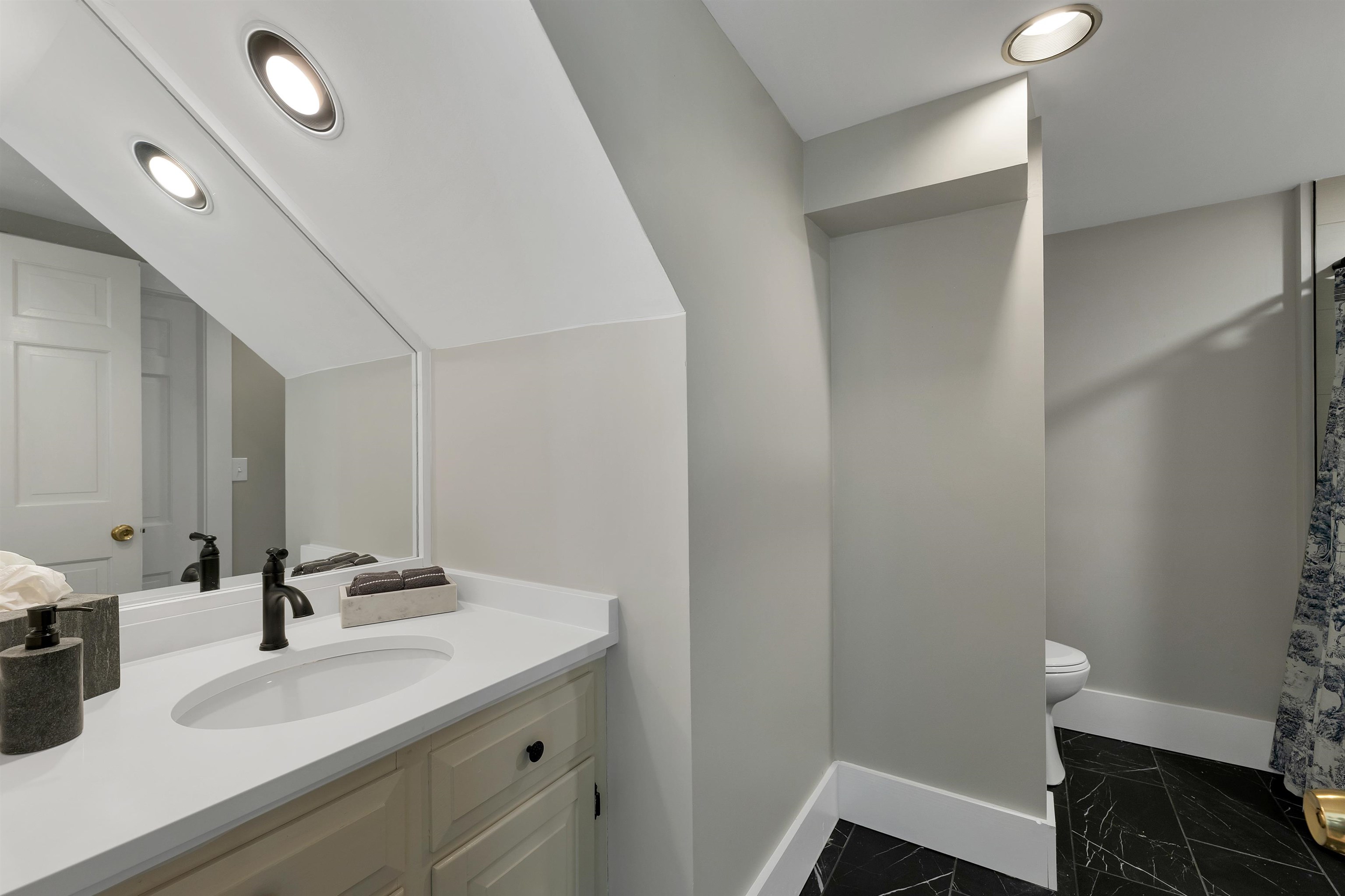 1 Farmhouse Road, Unit 2 Wolfeboro, NH 03894 - Photo 27 of 58