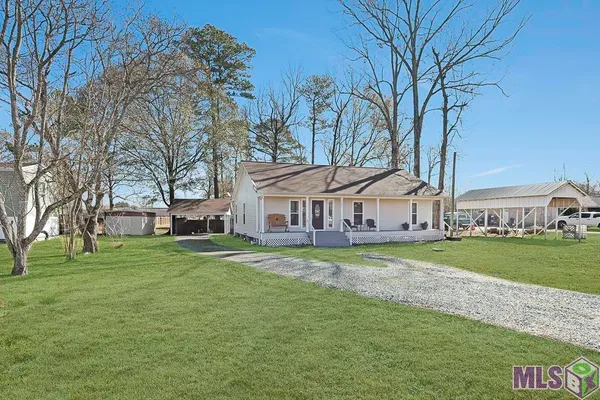 $470,000 | 16290 Oakridge Drive, Prairieville, LA 70769