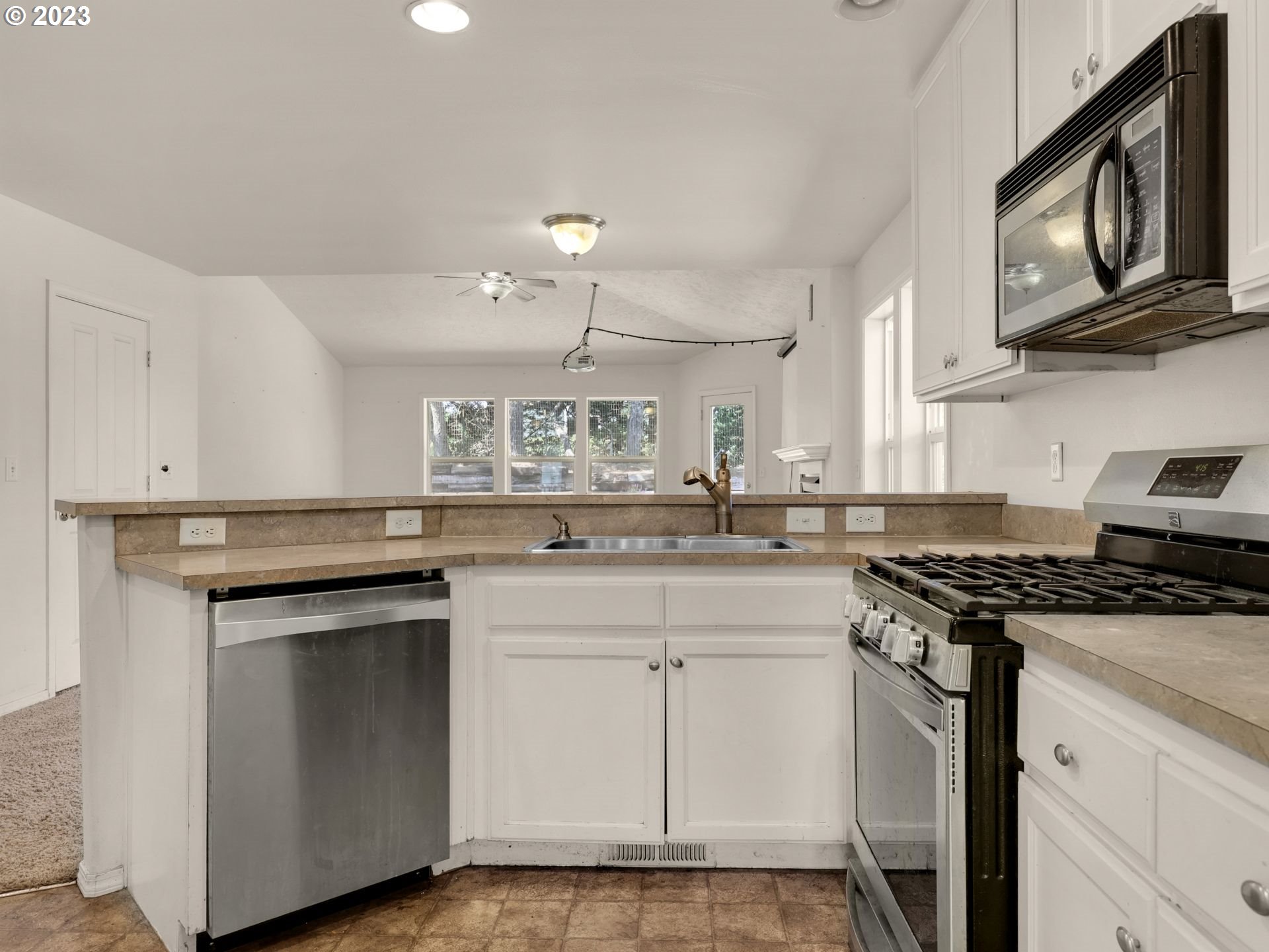 1354 Sandy Ridge Road Gearhart, OR 97138 - Photo 8 of 40 Gallery Image 8
