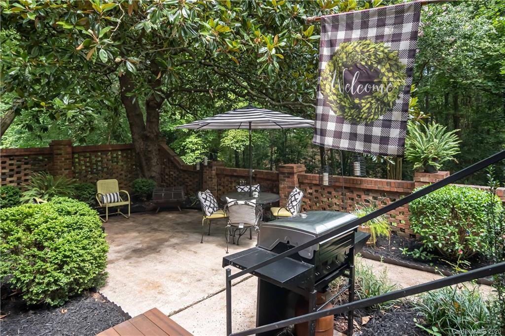 5917 Cherrycrest Lane Charlotte, NC 28217 - Photo 22 of 27 Gallery Image 22