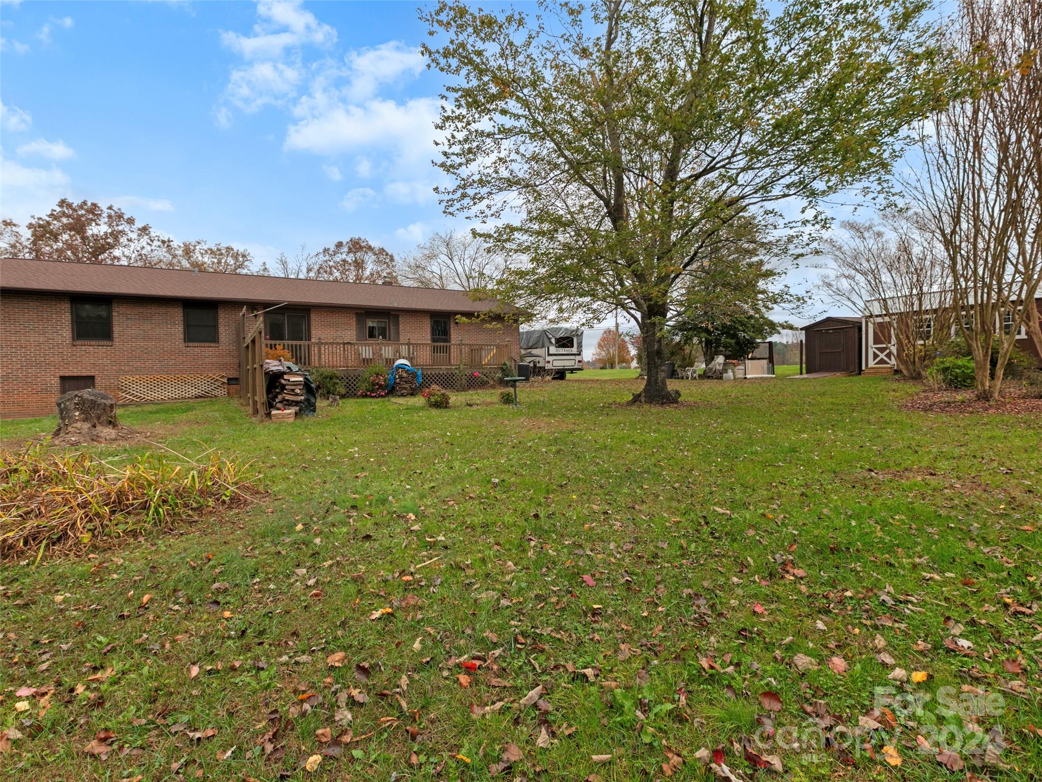 5540 Howard Gap Road Flat Rock, NC 28731 - Photo 7 of 24 Gallery Image 7