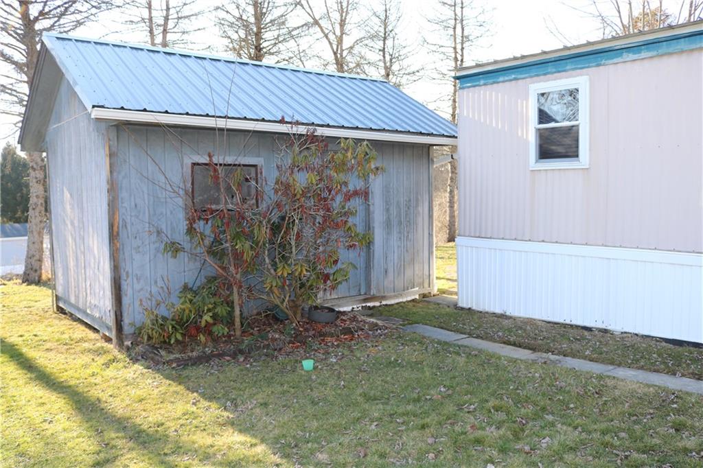 344 Castle Road Washington, PA 15301 - Photo 3 of 11 Gallery Image 3