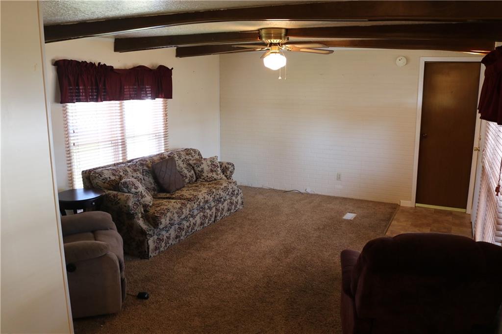 344 Castle Road Washington, PA 15301 - Photo 6 of 11 Gallery Image 6