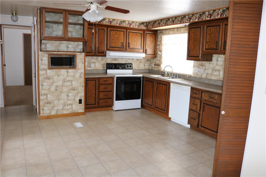 344 Castle Road Washington, PA 15301 - Photo 7 of 11 Gallery Image 7