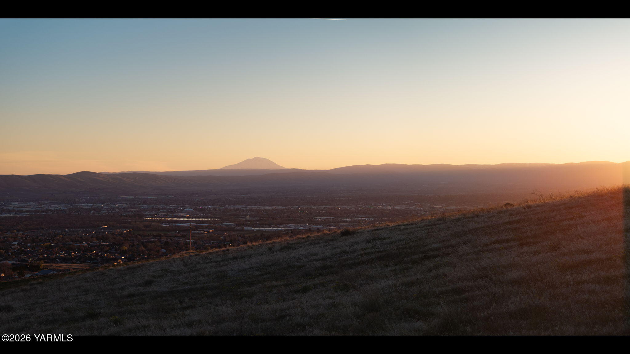 Nna Eagle Way Yakima, WA 98901 - Photo 19 of 19 a view of an ocean
