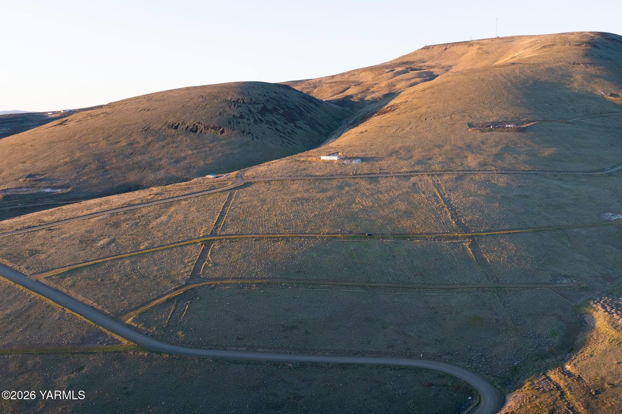 Nna Eagle Way Yakima, WA 98901 - Photo 9 of 19 a view of wooden floor