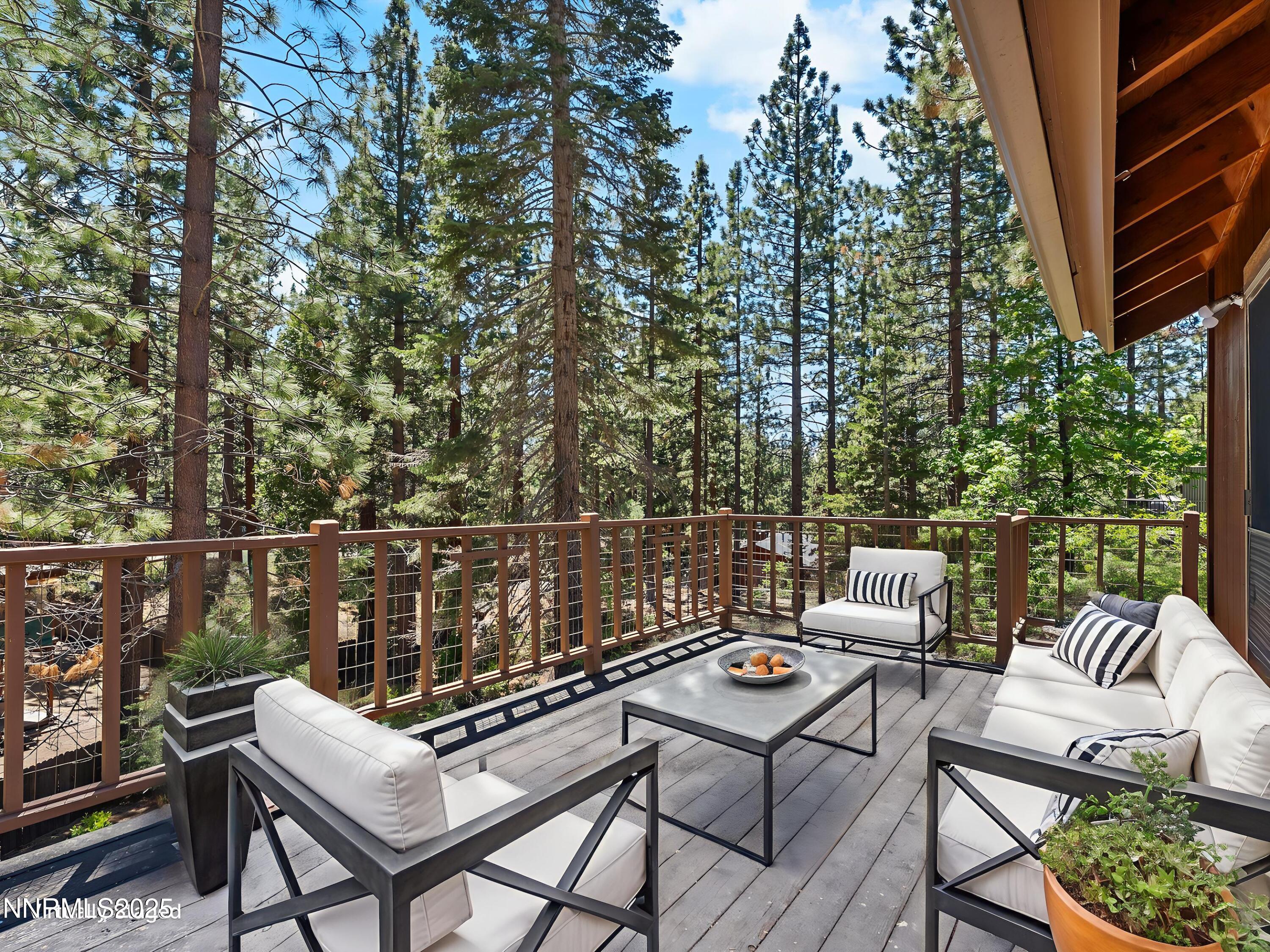 5 Ute Court Stateline, NV 89449 - Photo 16 of 59 5 Ute Court Deck