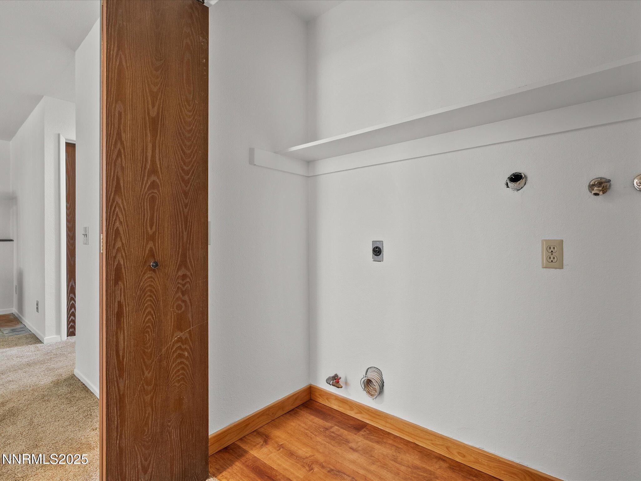 5 Ute Court Stateline, NV 89449 - Photo 32 of 59 37-5 Ute Ct-136