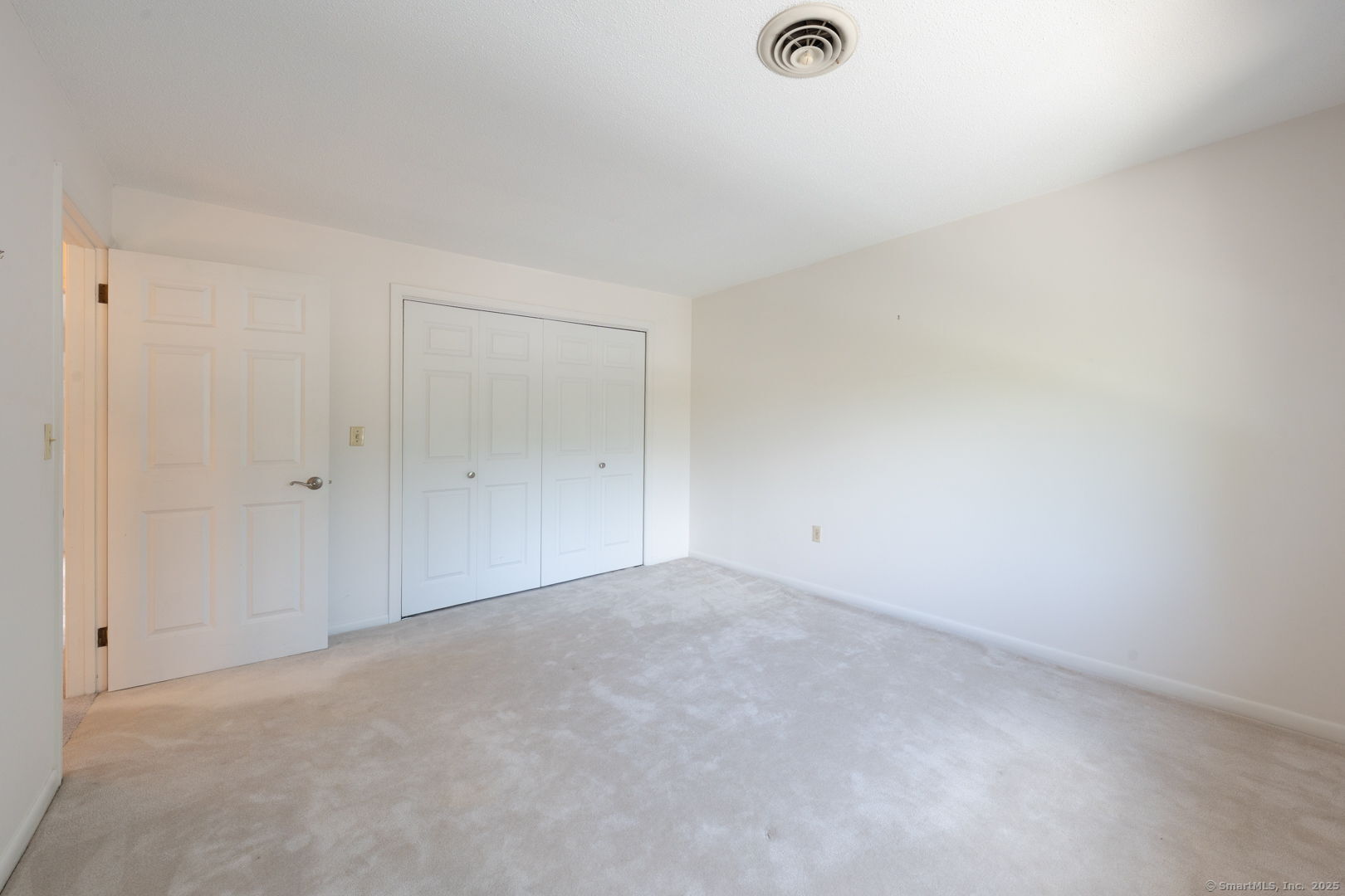 592 Mountain Road, Unit A West Hartford, CT 06117 - Photo 24 of 40 a view of an empty room