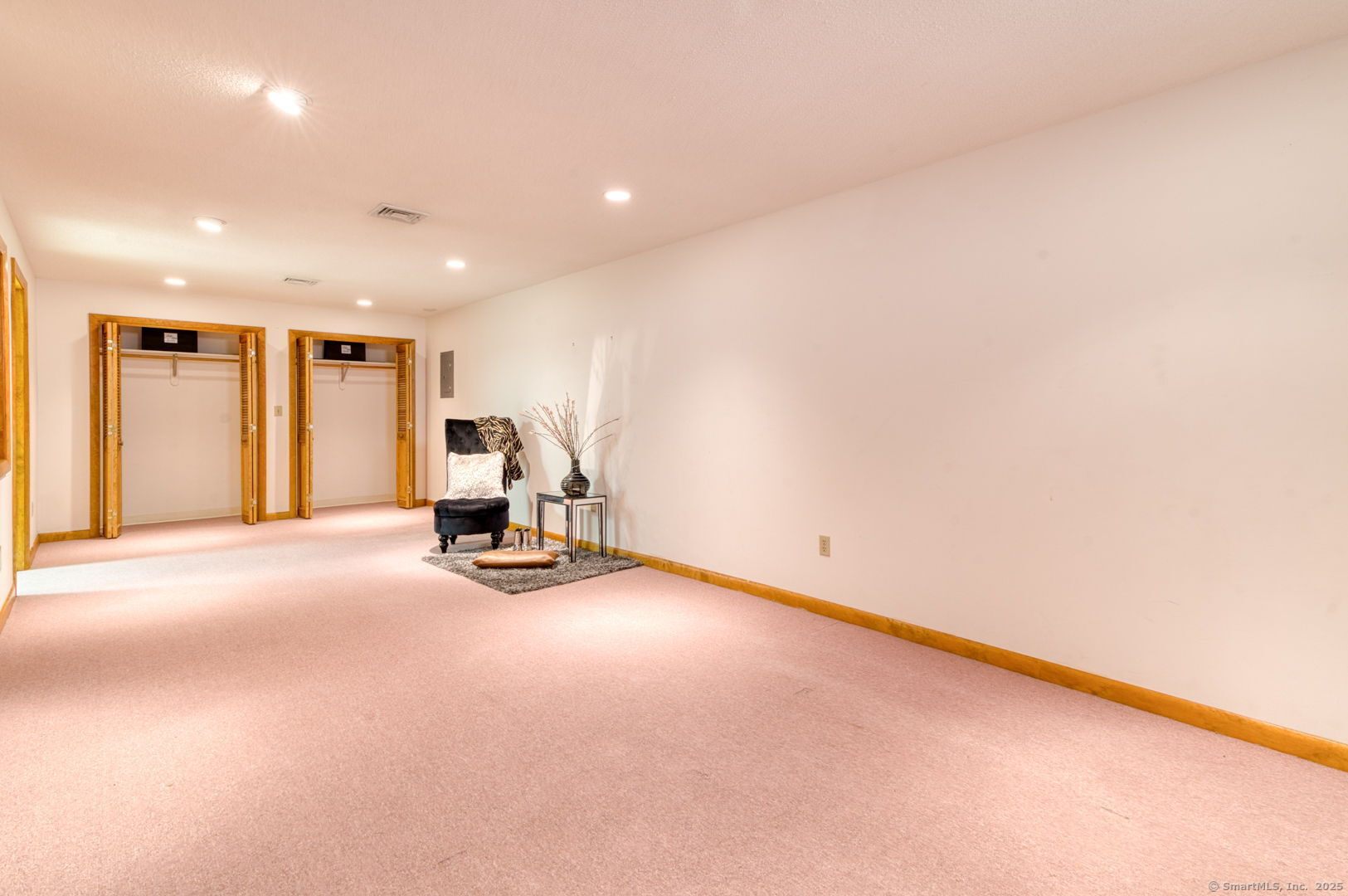 592 Mountain Road, Unit A West Hartford, CT 06117 - Photo 34 of 40 a view of a room with gym equipment