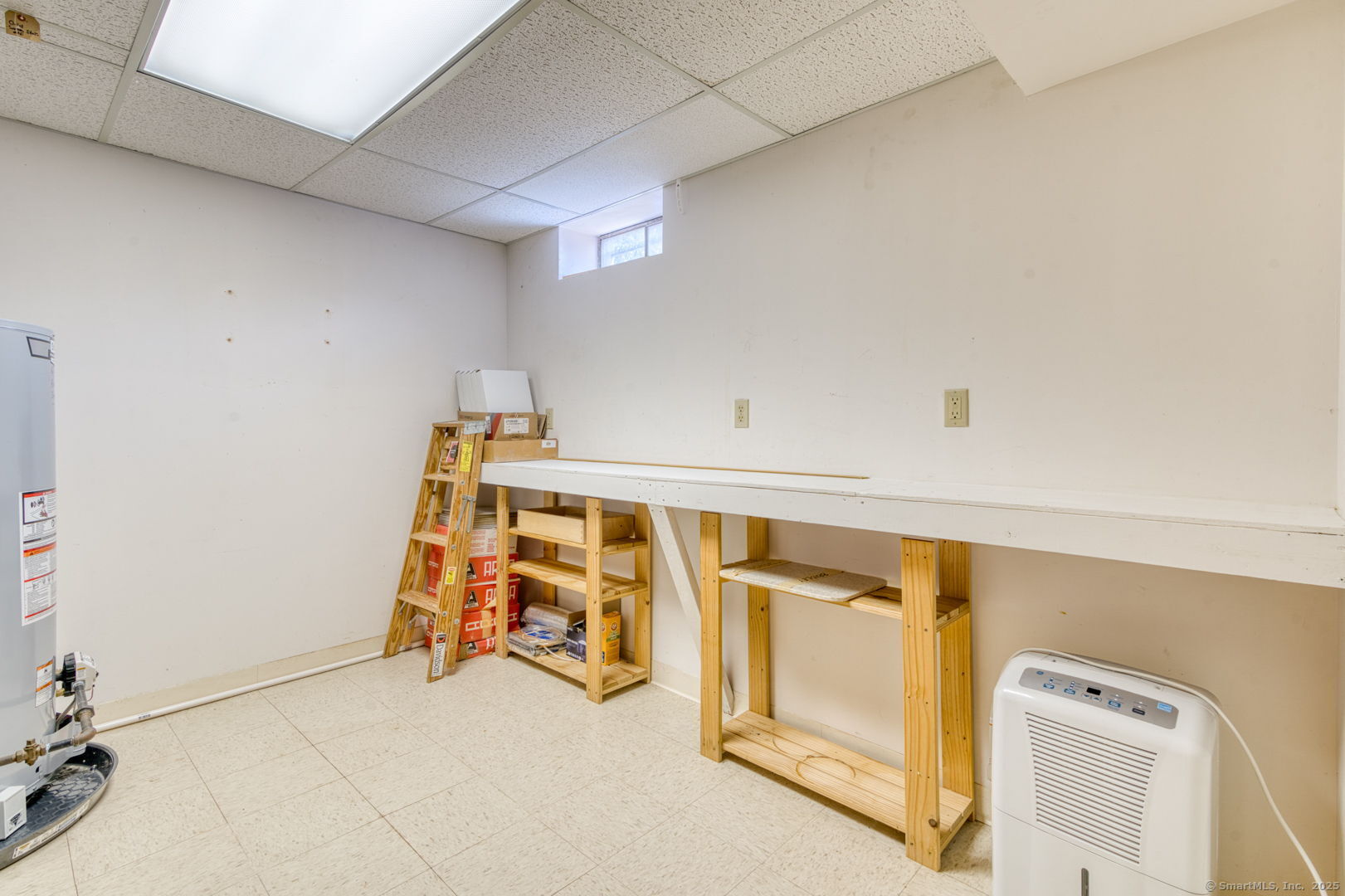 592 Mountain Road, Unit A West Hartford, CT 06117 - Photo 37 of 40 a utility room with dryer and washer