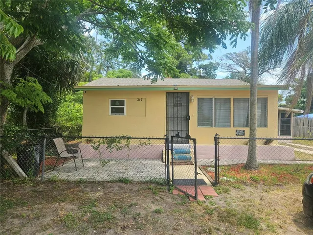 $220,000 | 317 Inwood Avenue, New Smyrna Beach, FL 32168